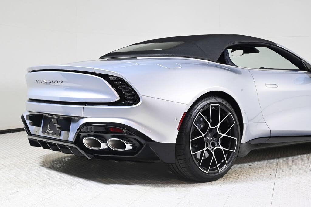 2026 Aston Martin Vanquish Volante RWD photo 23