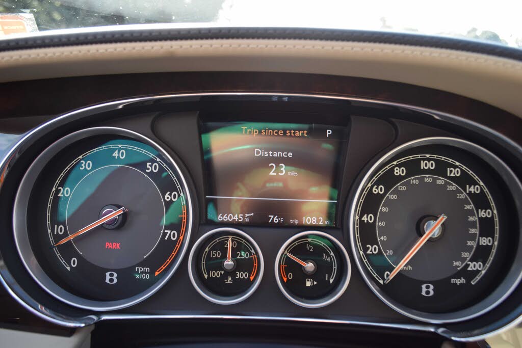 2015 Bentley Flying Spur W12 AWD photo 12