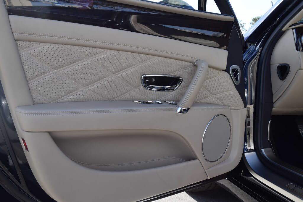 2015 Bentley Flying Spur W12 AWD photo 6
