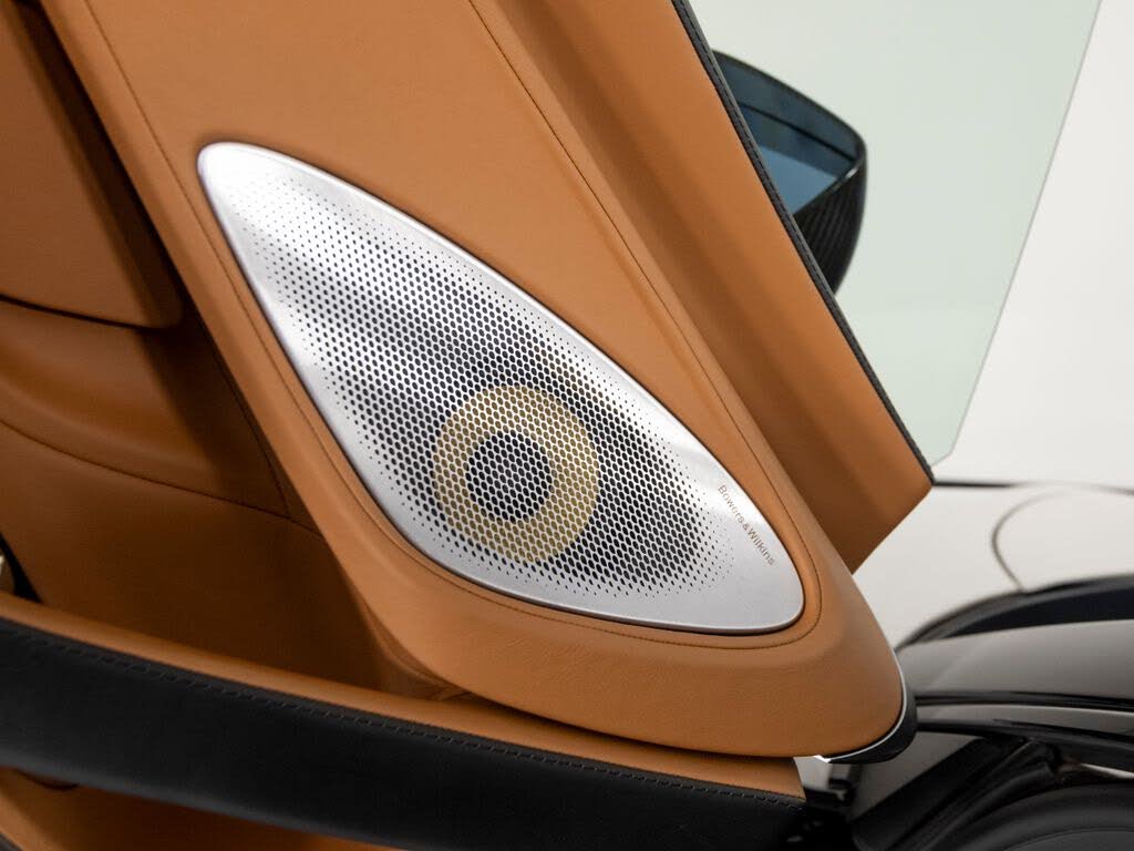 2025 McLaren GTS RWD photo 12