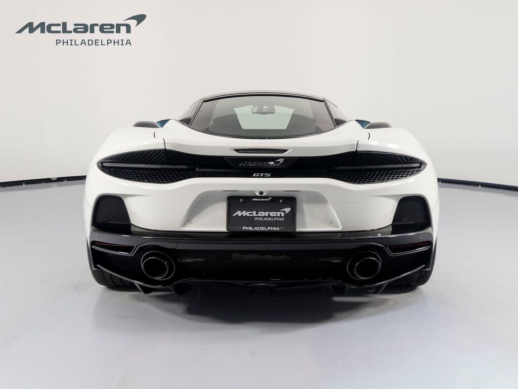 2025 McLaren GTS RWD photo 4