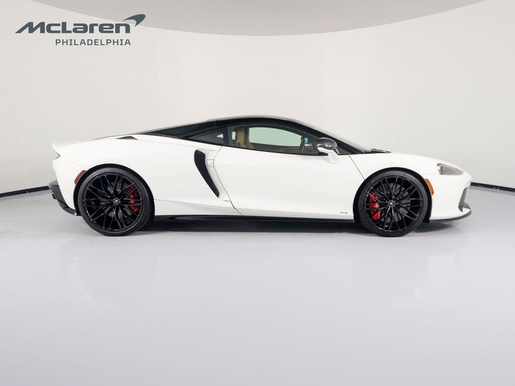 2025 McLaren GTS RWD photo 6
