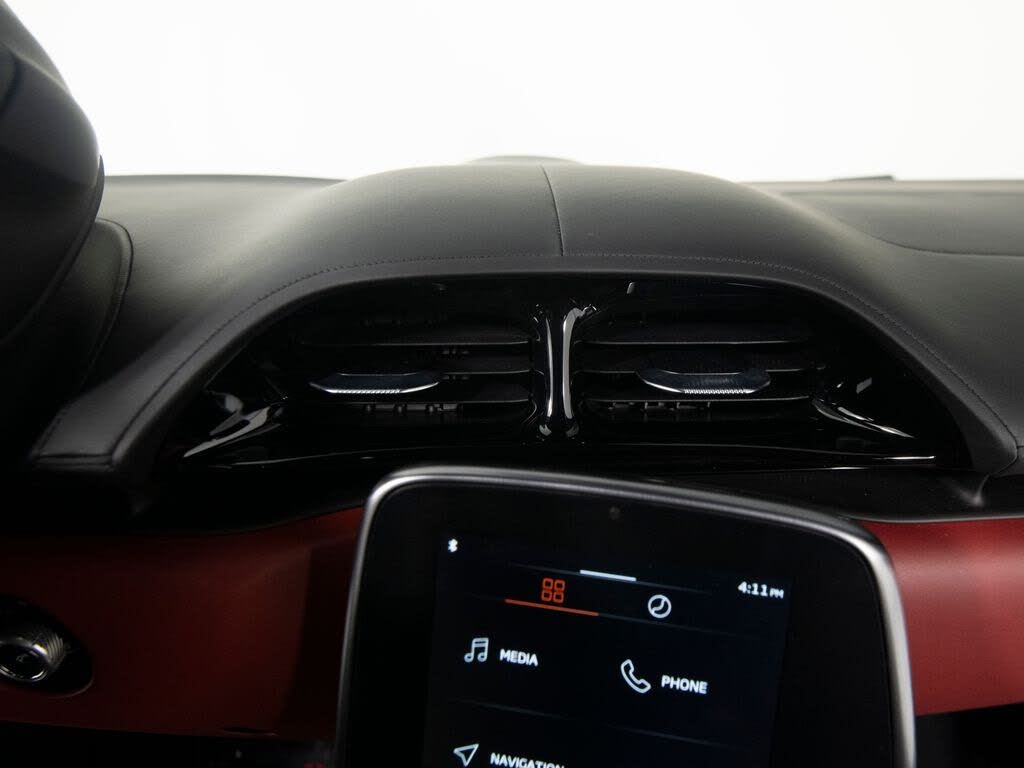 2025 McLaren Artura RWD photo 23