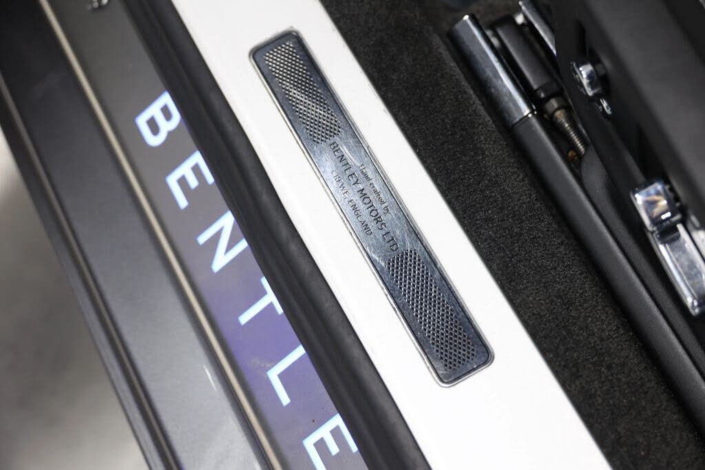 2020 Bentley Continental GT V8 AWD photo 18