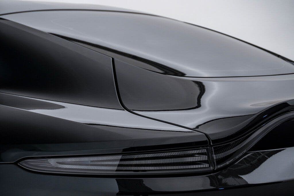2026 Aston Martin Vantage Coupe RWD photo 15