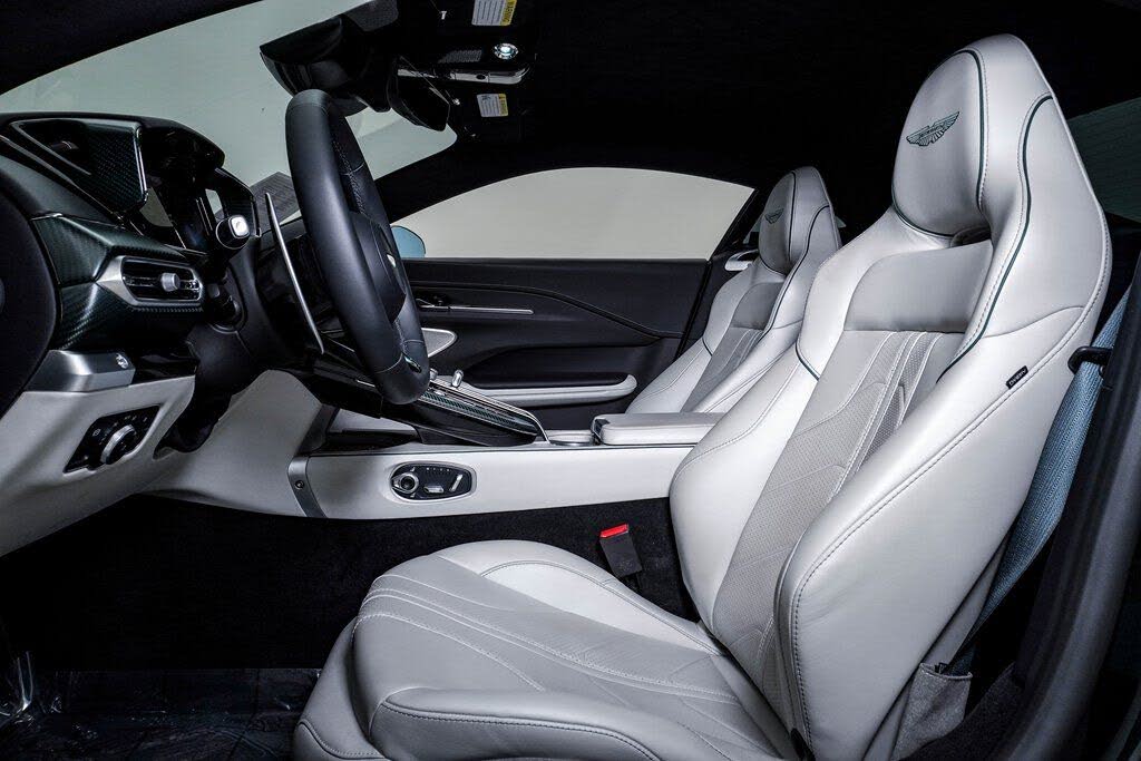 2026 Aston Martin Vantage Coupe RWD photo 21