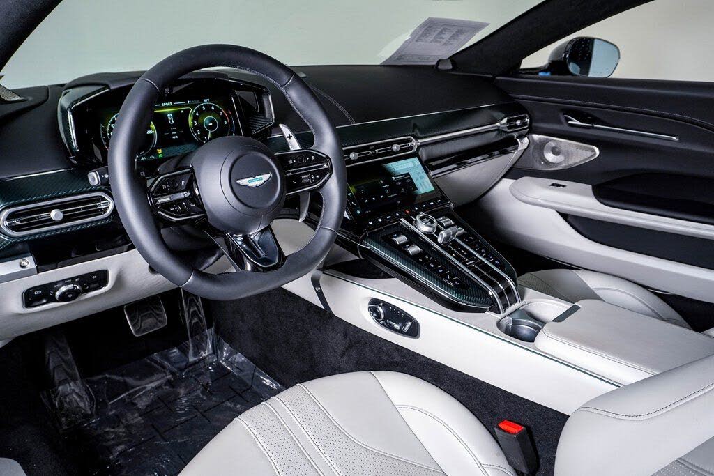 2026 Aston Martin Vantage Coupe RWD photo 24