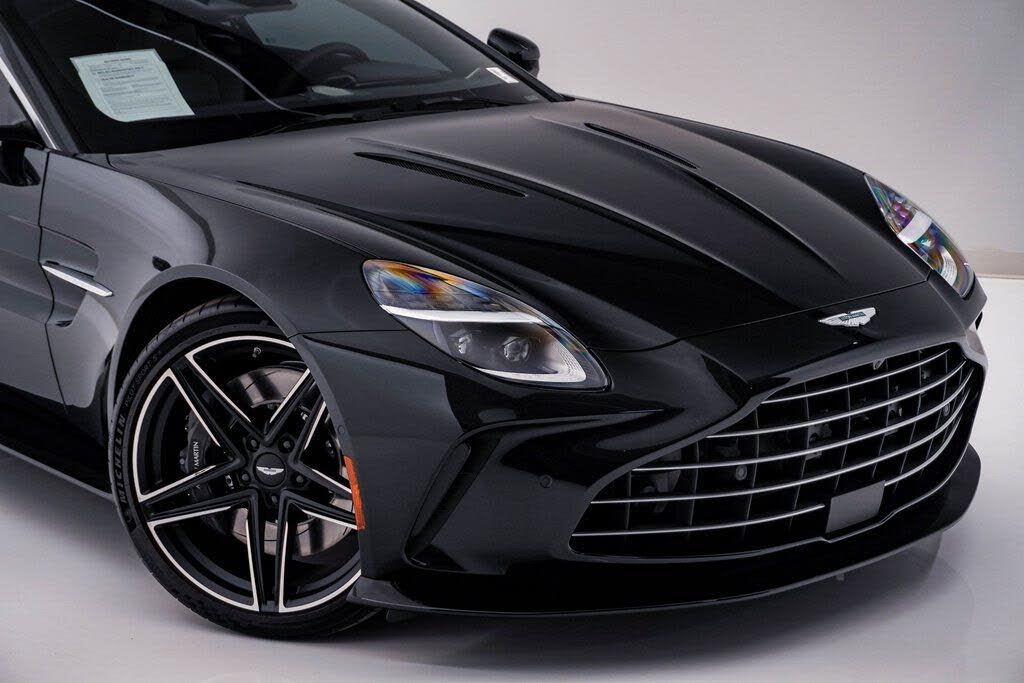 2026 Aston Martin Vantage Coupe RWD photo 4
