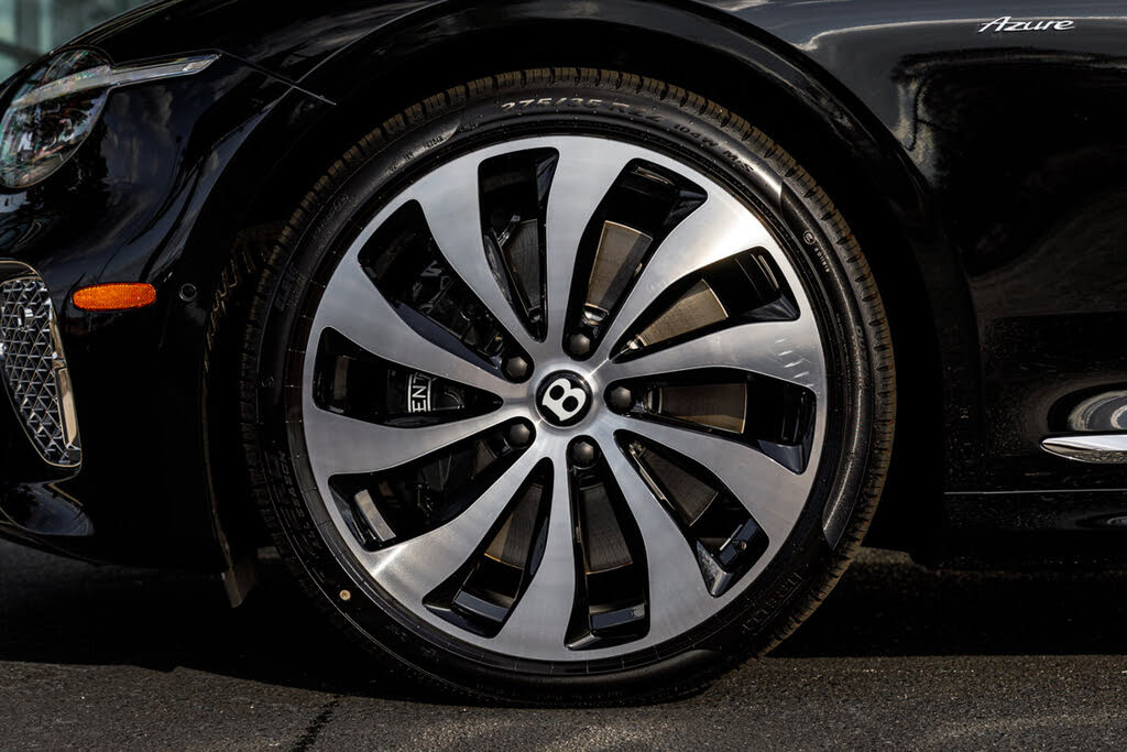 2026 Bentley Continental GT Azure AWD photo 12