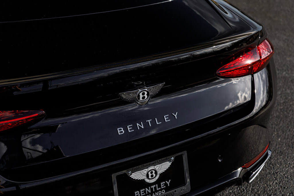 2026 Bentley Continental GT Azure AWD photo 15