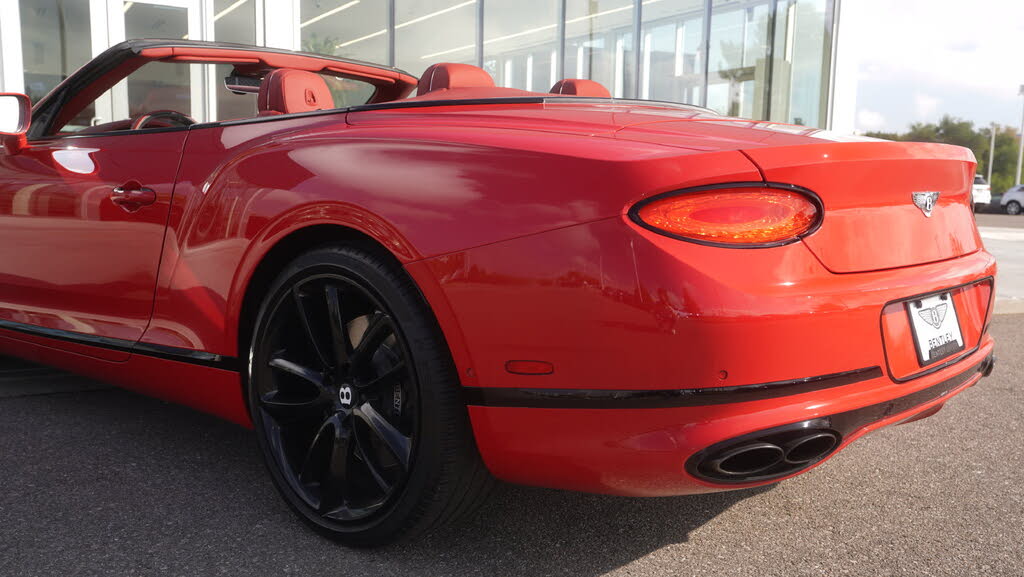2022 Bentley Continental GTC V8 AWD photo 10