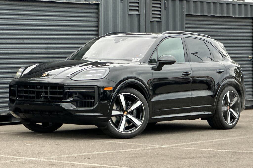 2026 Porsche Cayenne GTS AWD