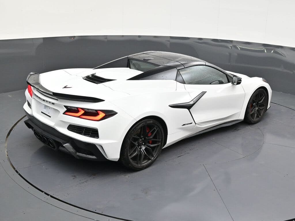 2026 Chevrolet Corvette Z06 1LZ Convertible RWD photo 16