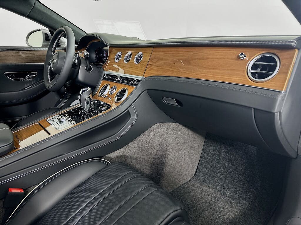2026 Bentley Continental GT AWD photo 2