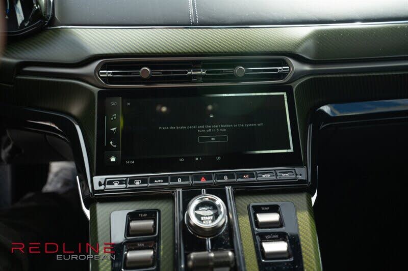 2025 Aston Martin Vantage Coupe RWD photo 15