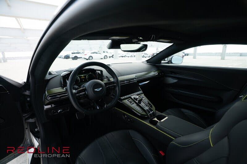 2025 Aston Martin Vantage Coupe RWD photo 9