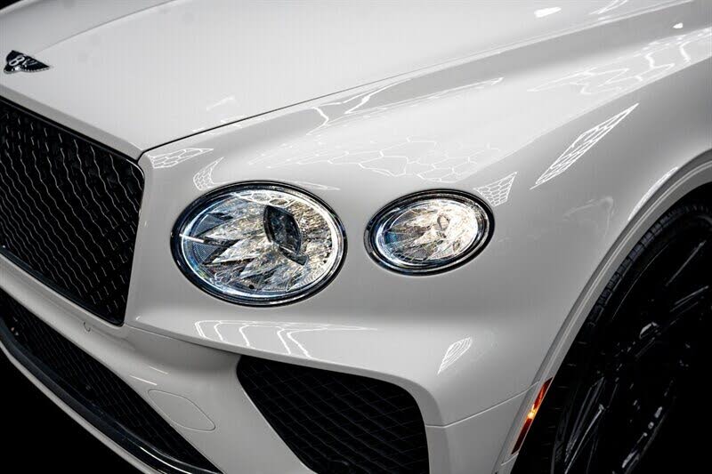 2024 Bentley Bentayga V8 AWD photo 10
