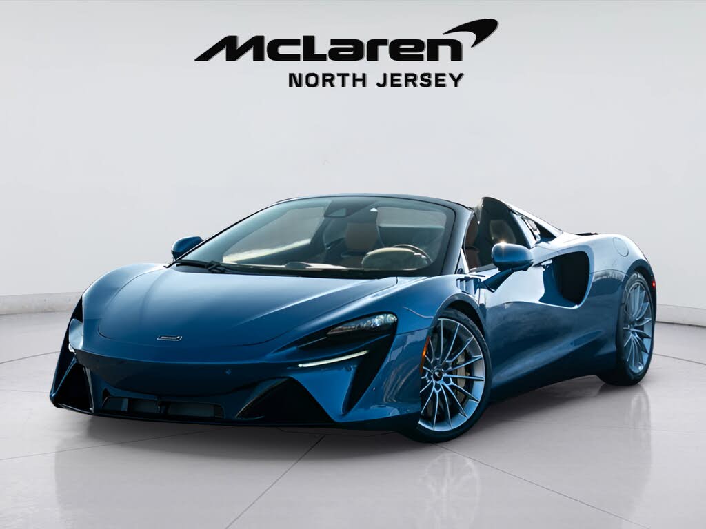 2026 McLaren Artura RWD