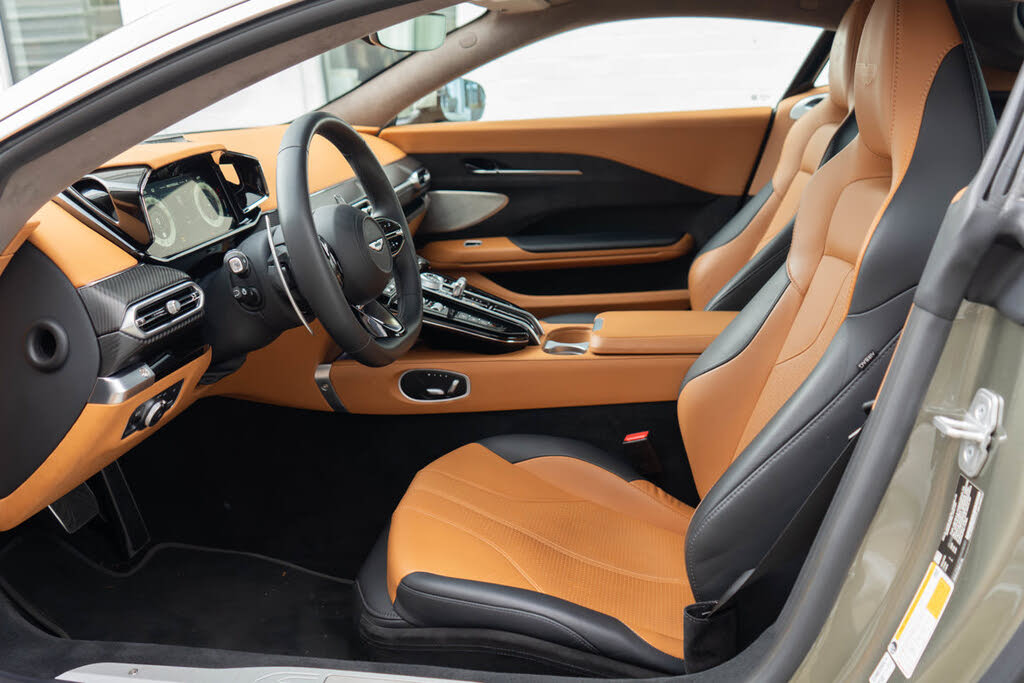 2025 Aston Martin Vantage Coupe RWD photo 12