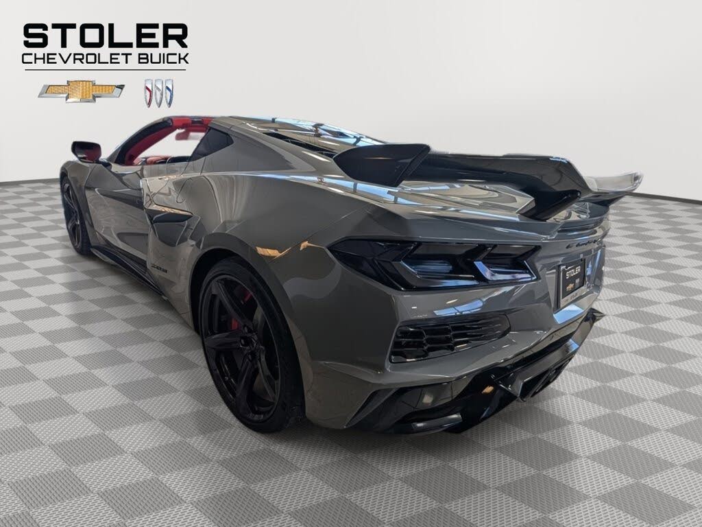 2024 Chevrolet Corvette Z06 3LZ Coupe RWD photo 3