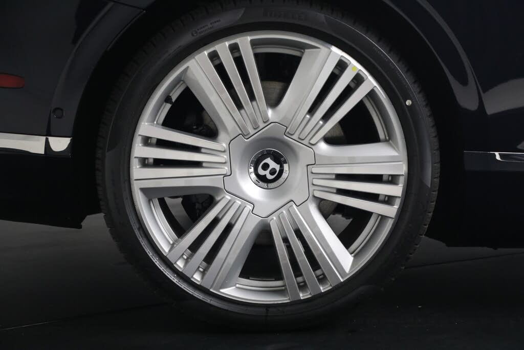 2026 Bentley Continental GT Azure AWD photo 14