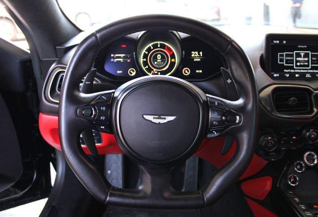 2022 Aston Martin Vantage Coupe RWD photo 19