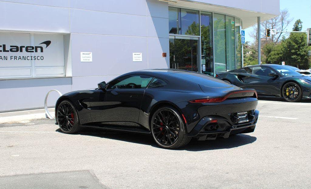 2022 Aston Martin Vantage Coupe RWD photo 10