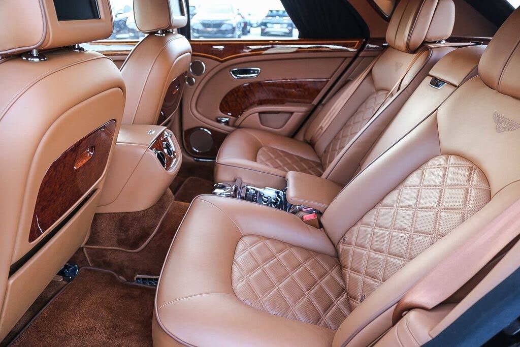 2014 Bentley Mulsanne RWD photo 19