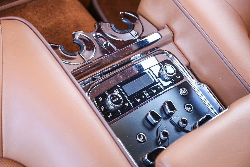 2014 Bentley Mulsanne RWD photo 21