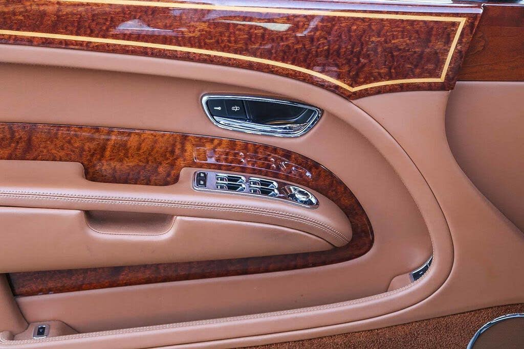 2014 Bentley Mulsanne RWD photo 23