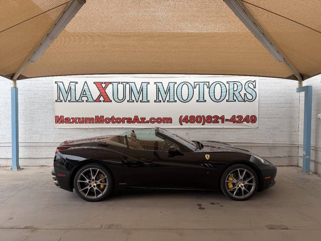 2010 Ferrari California GT Convertible photo 3