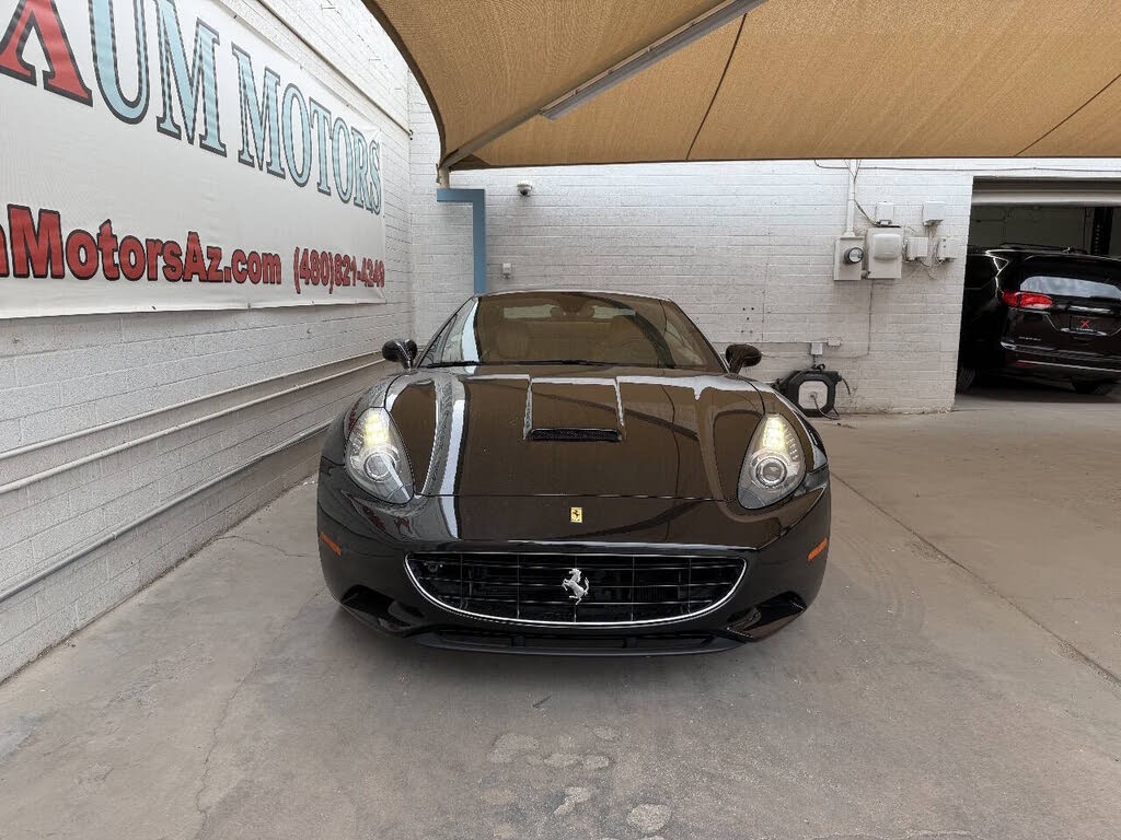 2010 Ferrari California GT Convertible photo 4