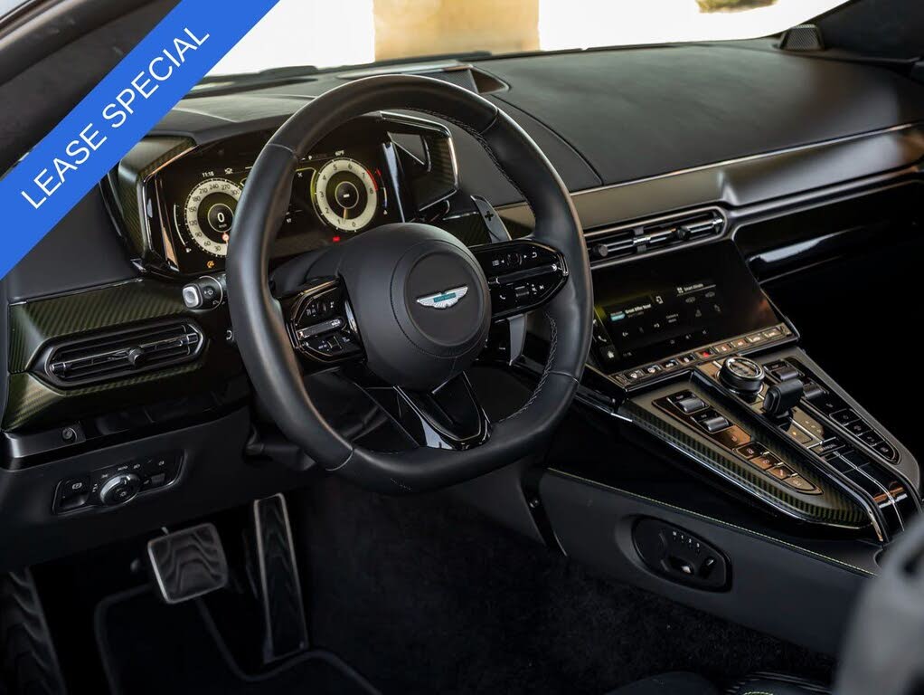 2025 Aston Martin Vantage Coupe RWD photo 3