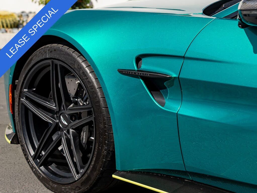 2025 Aston Martin Vantage Coupe RWD photo 9