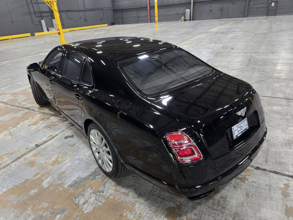 2017 Bentley Mulsanne RWD photo 23