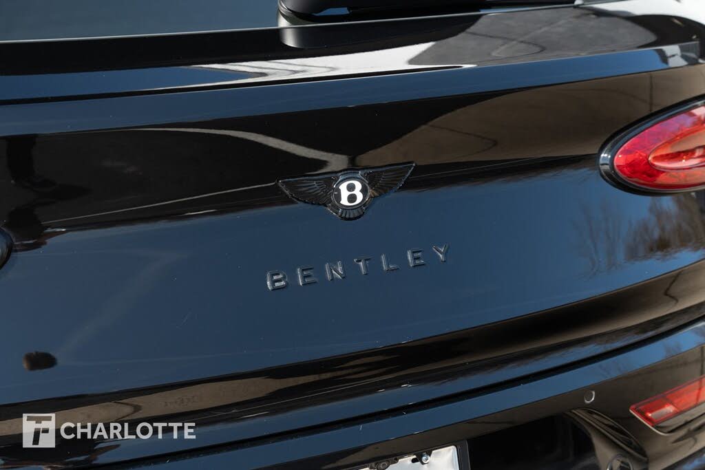 2025 Bentley Bentayga S Black Edition AWD photo 16