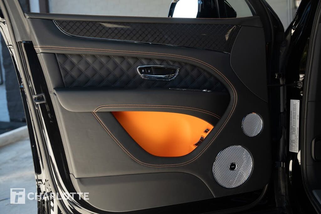 2025 Bentley Bentayga S Black Edition AWD photo 18