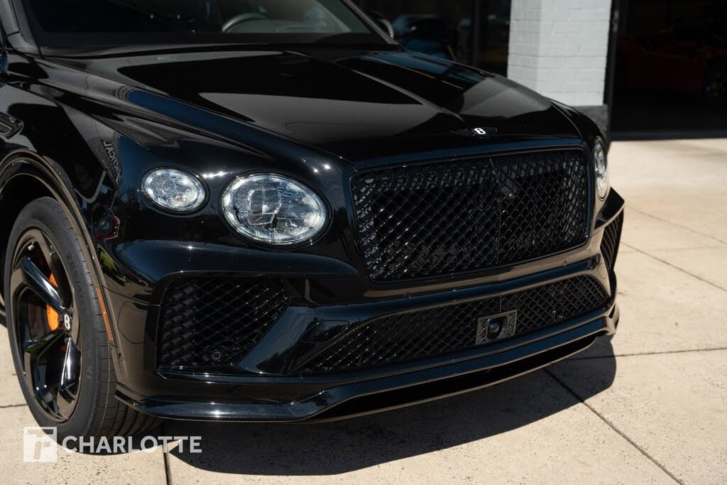2025 Bentley Bentayga S Black Edition AWD photo 3