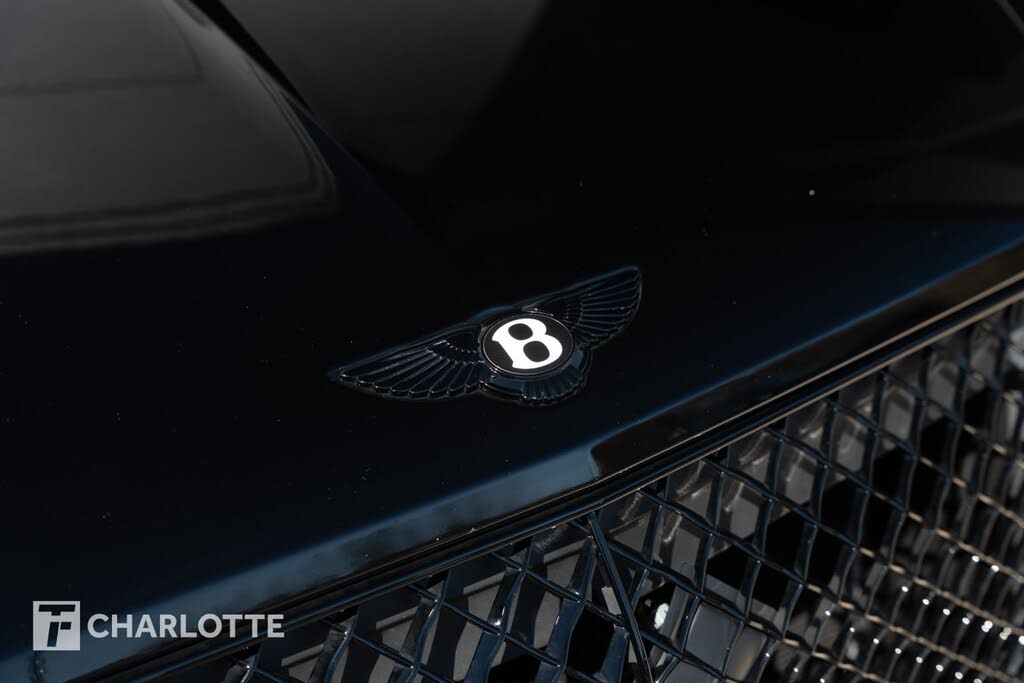 2025 Bentley Bentayga S Black Edition AWD photo 4