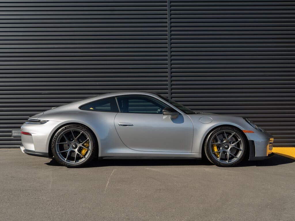 2026 Porsche 911 GT3 Coupe RWD photo 8