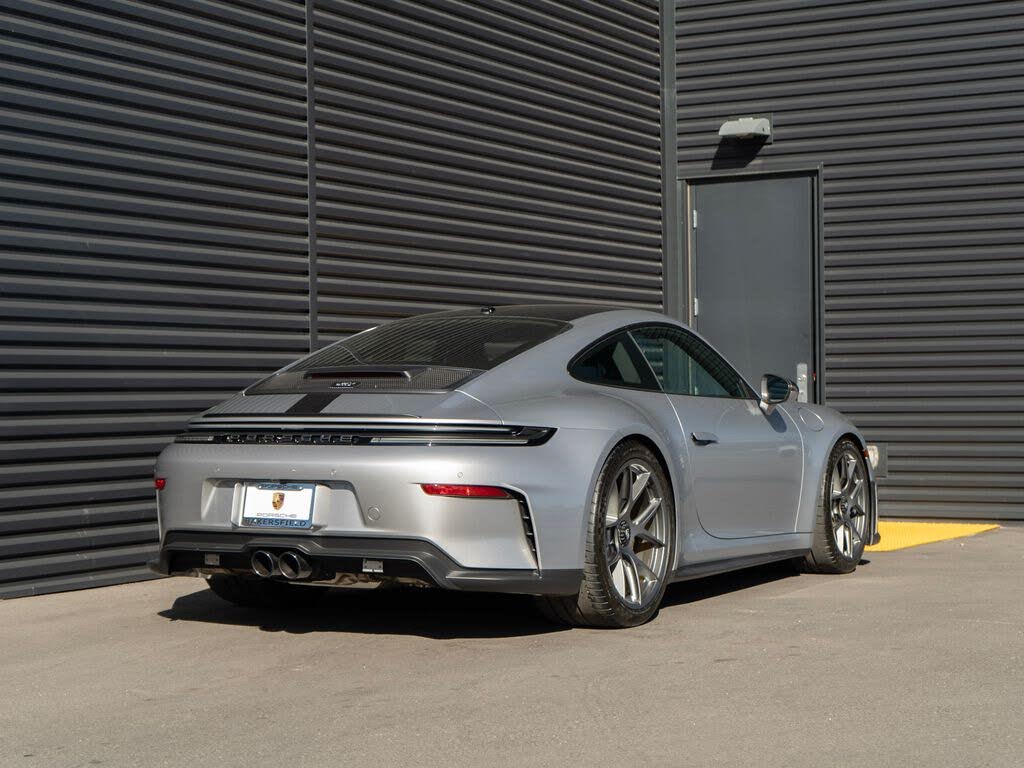 2026 Porsche 911 GT3 Coupe RWD photo 9