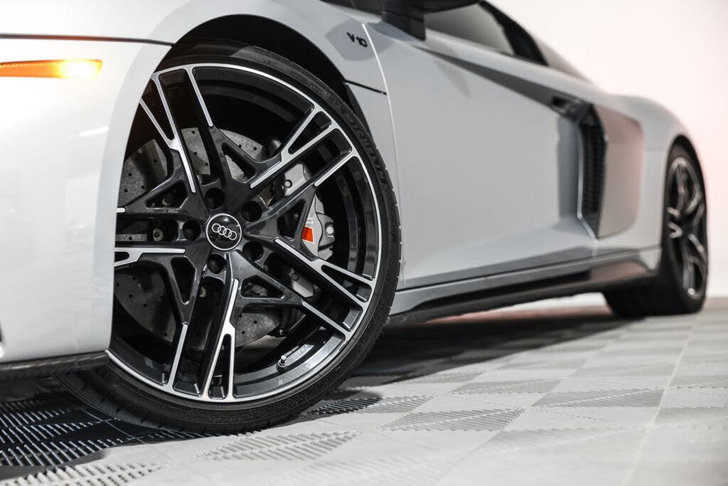 2022 Audi R8 quattro V10 Performance Coupe AWD photo 11 of 24