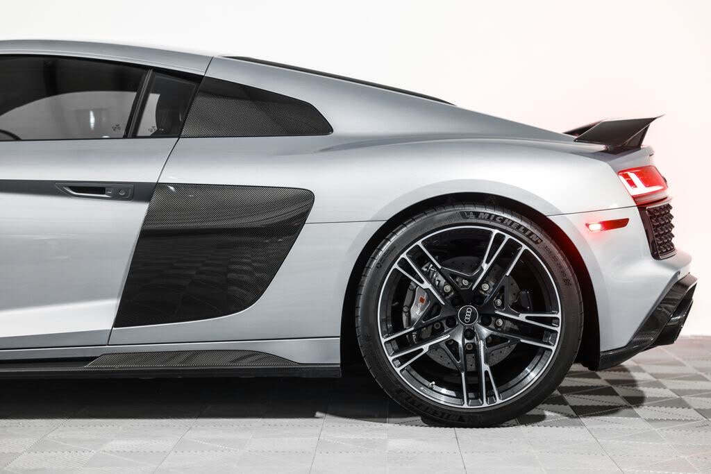 2022 Audi R8 quattro V10 Performance Coupe AWD photo 14 of 24