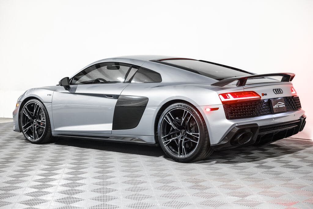 2022 Audi R8 quattro V10 Performance Coupe AWD photo 15 of 24