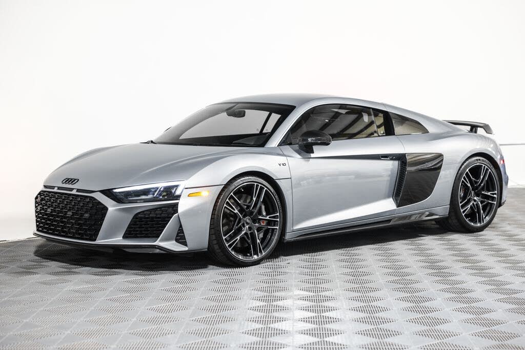 2022 Audi R8 quattro V10 Performance Coupe AWD photo 17 of 24