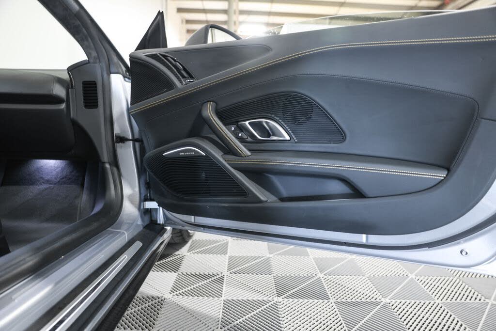 2022 Audi R8 quattro V10 Performance Coupe AWD photo 21 of 24