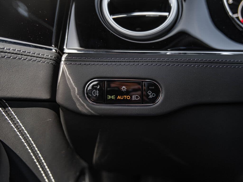 2026 Bentley Continental GT Azure AWD photo 13