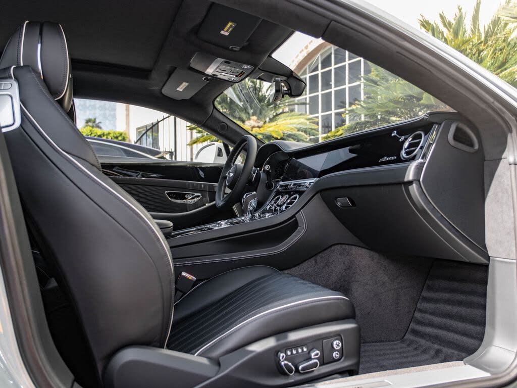 2026 Bentley Continental GT Azure AWD photo 22
