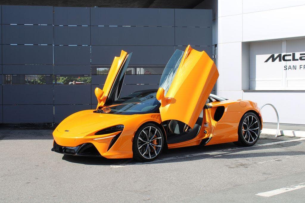 2026 McLaren Artura RWD - $330,800