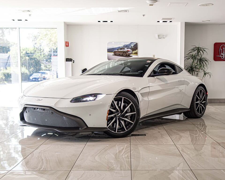 2019 Aston Martin Vantage RWD